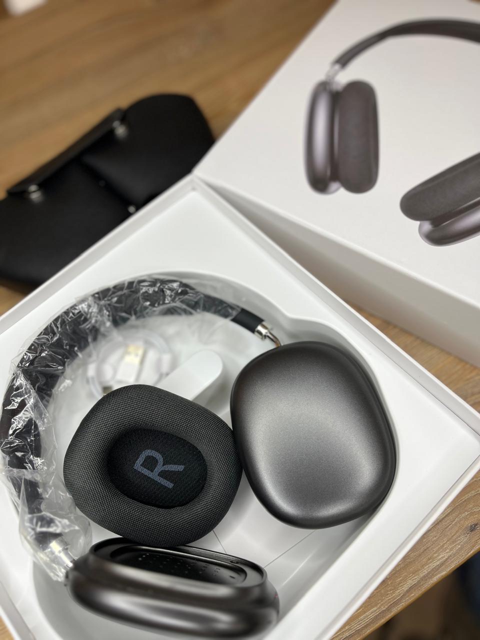 AirPods Max